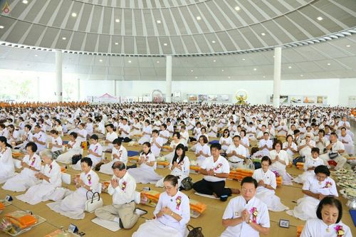 ภาพ No.19125:วันออกพรรษา ณ วัดพระธรรมกาย