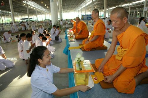 ภาพ No.19192:ประมวลภาพวันอาทิตย์ต้นเดือนที่ 1 พฤศจิกายน พ.ศ. 2558