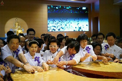 ภาพ No.19217:ประมวลภาพวันอาทิตย์ต้นเดือนที่ 1 พฤศจิกายน พ.ศ. 2558