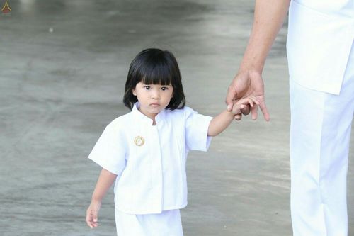 ภาพ No.19232:ประมวลภาพวันอาทิตย์ต้นเดือนที่ 1 พฤศจิกายน พ.ศ. 2558