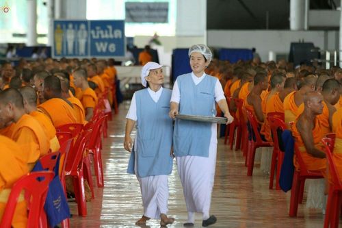 ภาพ No.19294:ประมวลภาพวันอาทิตย์ต้นเดือนที่ 1 พฤศจิกายน พ.ศ. 2558