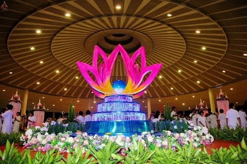 ภาพ No.19298:ประมวลภาพวันอาทิตย์ต้นเดือนที่ 1 พฤศจิกายน พ.ศ. 2558