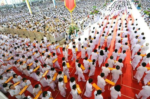 ภาพ No.19325:ประมวลภาพพิธีทอดกฐิน ณ วัดพระธรรมกาย ประจำปี พ.ศ. 2558