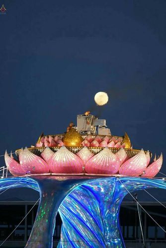 ภาพ No.19379:ประมวลภาพพิธีทอดกฐิน ณ วัดพระธรรมกาย ประจำปี พ.ศ. 2558