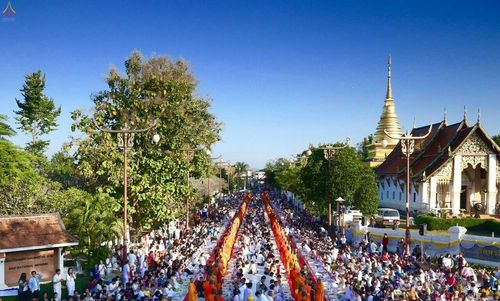 ภาพ No.19434:ประมวลภาพตักบาตรพระ 1,199 รูป ณ ข่วงเมืองน่าน