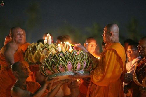 ภาพ No.19719:ประมวลภาพพิธีสถาปนามหาวิหารพระมงคลเทพมุนี (สด จนฺทสโร) ณ คลองบางนางแท่น
