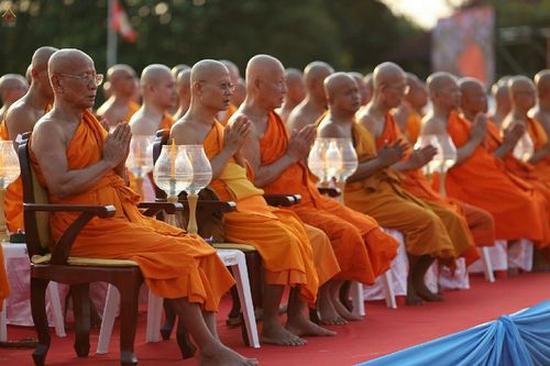 ภาพ No.19732:ประมวลภาพพิธีสถาปนามหาวิหารพระมงคลเทพมุนี (สด จนฺทสโร) ณ คลองบางนางแท่น