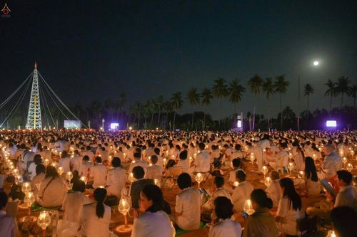 ภาพ No.19735:ประมวลภาพพิธีสถาปนามหาวิหารพระมงคลเทพมุนี (สด จนฺทสโร) ณ คลองบางนางแท่น