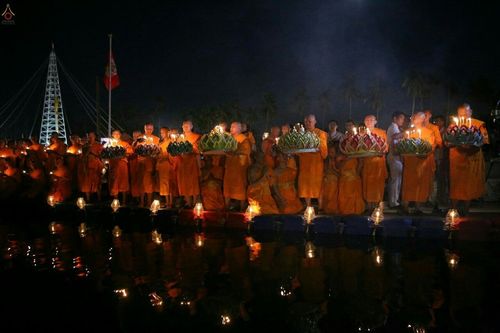 ภาพ No.19749:ประมวลภาพพิธีสถาปนามหาวิหารพระมงคลเทพมุนี (สด จนฺทสโร) ณ คลองบางนางแท่น