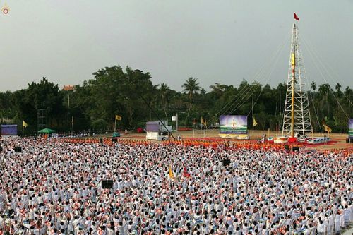 ภาพ No.19750:ประมวลภาพพิธีสถาปนามหาวิหารพระมงคลเทพมุนี (สด จนฺทสโร) ณ คลองบางนางแท่น