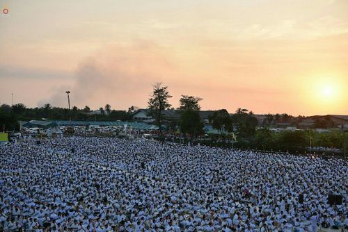 ภาพ No.19782:ประมวลภาพพิธีสถาปนามหาวิหารพระมงคลเทพมุนี (สด จนฺทสโร) ณ คลองบางนางแท่น