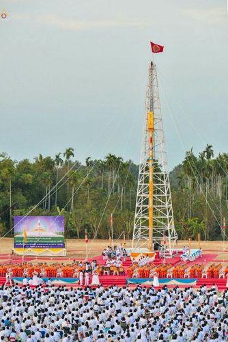 ภาพ No.19804:ประมวลภาพพิธีสถาปนามหาวิหารพระมงคลเทพมุนี (สด จนฺทสโร) ณ คลองบางนางแท่น