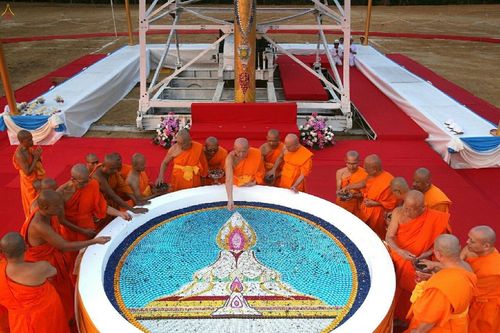 ภาพ No.19811:ประมวลภาพพิธีสถาปนามหาวิหารพระมงคลเทพมุนี (สด จนฺทสโร) ณ คลองบางนางแท่น