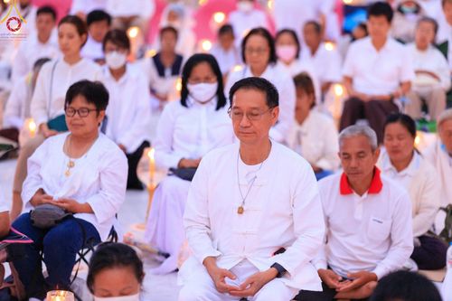 ภาพ No.118290:พิธีจุดประทีปถวายเป็นพุทธบูชา และบูชาธรรมมหาปูชนียาจารย์ พระมงคลเทพมุนี(สด จนฺทสโร) วันที่ 24 มกราคม พ.ศ. 2567 ณ อนุสรณ์สถานบางปลา อ.บางเลน จ.นครปฐม