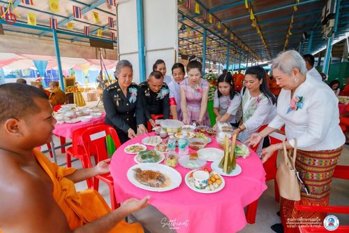 ภาพ No.161166:พิธีถวายมหาสังฆทาน 31 วัด , พิธีบุพเปตพลี , พิธีไถ่ชีวิตโค และ ปล่อยพันธ์ุปลาจำนวน 50,000 ชีวิต ณ ศูนย์การศึกษาจอมบึง ต.รางบัว อ.จอมบึง จ.ราชบุรี วันที่ 28 กันยายน พ.ศ. 2567