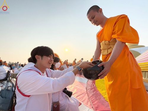 ภาพ No.206651:V.54 สารพัดV สารพัดดี ที่บางปลา ในโครงการธรรมยาตรา กตัญญูบูชา มหาปูชนียาจารย์ พระมงคลเทพมุนี(สด จนฺทสโร) พระผู้ปราบมาร อนุสรณ์สถาน 7 แห่ง ปีที่ 13 ระหว่างวันที่ 2-31 มกราคม พ.ศ. 2568