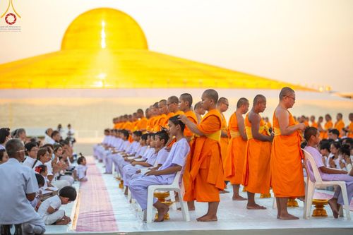 ภาพ No.132755:พิธีปลงผมยุวธรรมทายาท รุ่นที่ 32 มัชฌิมธรรมทายาท รุ่นที่ 28 ณ ลานธรรม วัดพระธรรมกาย วันเสาร์ที่ 30 มีนาคม พ.ศ. 2567