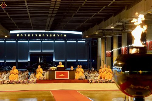 ภาพ No.244315:วันที่ 7 กันยายน พ.ศ. 2568 พิธีจุดประทีป วันครูผู้ค้นพบวิชชาธรรมกาย ณ ลานธรรมฯ และวิหารคด วัดพระธรรมกาย