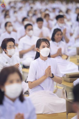 ภาพ No.86945:พิธีตักบาตร , พิธีบูชาข้าวพระ , พิธีจุดเทียนใจ ไฟนิรันดร์ อนันตชัย ในวันอาทิตย์ต้นเดือน 3 กันยายน พ.ศ. 2566 ณ วัดพระธรรมกาย