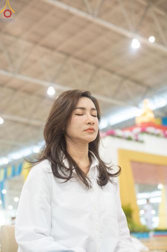 ภาพ No.177682:พิธีตักบาตรและพิธีบูชาข้าวพระ ในวันอาทิตย์ต้นเดือนที่ 1 ธันวาคม พ.ศ. 2567 ณ สภาธรรมกายสากล วัดพระธรรมกาย