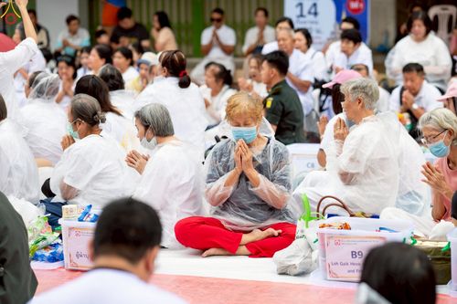 ภาพ No.245355:วันอาทิตย์ที่ 14 กันยายน พ.ศ. 2568 ตักบาตรพระ 555 รูป มหากุศล  น้อมถวายเป็นพุทธบูชา ณ หอนาฬิกาเบตง อ.เบตง จ.ยะลา