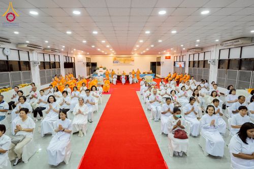 ภาพ No.221481:วันอาทิตย์ที่ 27 เมษายน พ.ศ. 2568 พิธีเจริญพระพุทธมนต์สมโภชดวงแก้วธรรมชัย เนื่องในโอกาสบูชาธรรม 81 ปีหลวงพ่อธัมมชโย อัญเชิญประดิษฐานเนื่องในโอกาสสถาปนาวัดพระธรรมกายไอซ์แลนด์ ณ อาคารปลูกศรัทธา 1 วัดพระธรรมกาย อำเภอคลองหลวง จังหวัดปทุมธานี