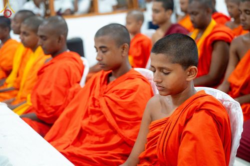 ภาพ No.141153:PhotoStory มหาศรัทธา ธรรมยาตราศรีลังกา EP.6 พิธีจุดวิสาขประทีป 6 วัด ถวายเป็น พุทธบูชา  โครงการสยาม-ลังกา ธรรมยาตรา  ฉลองเทศกาลวิสาขบูชาแห่งชาติ ศรีลังกา  บูชาธรรม 80 ปี หลวงพ่อธัมมชโย วันที่ 16 พฤษภาคม พ.ศ. 2567