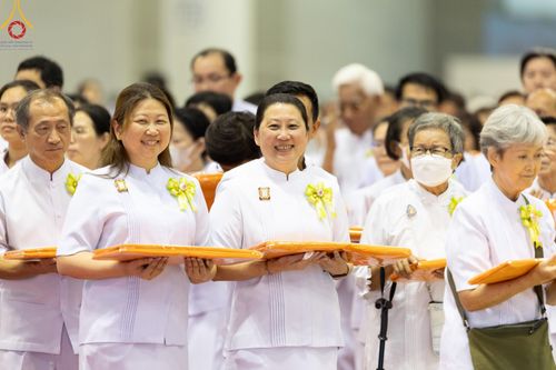 ภาพ No.150202:พิธีทอดผ้าป่าสมทบกฐินวัดพระธรรมกาย และสมทบกฐิน 30,000 วัดทั่วไทย ครั้งที่ 1 เนื่องในวันธรรมชัย 27 สิงหาคม พ.ศ.2567 ณ สภาธรรมกายสากล วัดพระธรรมกาย