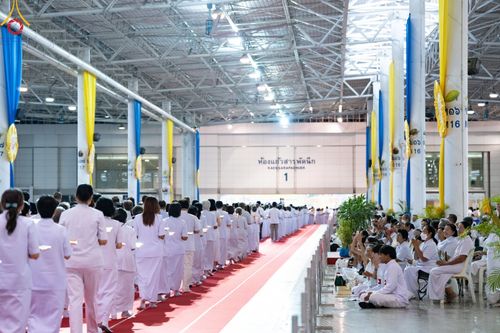 ภาพ No.160229:พิธีทอดผ้าป่าสมทบกฐินวัดพระธรรมกาย และสมทบกฐิน 30,000 วัดทั่วไทย ครั้งที่ 3 ณ สภาธรรมกายสากล วัดพระธรรมกาย วันพฤหัสบดีที่ 10 ตุลาคม พ.ศ. 2567