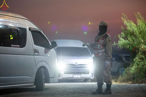 ภาพ No.111794:V.10 เก่งกล้า การเตรียมงาน เก็บงาน การรับบุญของเจ้าหน้าที่หน่วยงานต่างๆ เพื่อโครงการธรรมยาตรา กตัญญูบูชามหาปูชนียาจารย์ พระมงคลเทพมุนี (สด จนฺทสโร) พระผู้ปราบมาร อนุสรณ์สถาน 7 แห่ง ปีที่ 12 ระหว่างวันที่ 2 - 31 มกราคม พ.ศ.2567