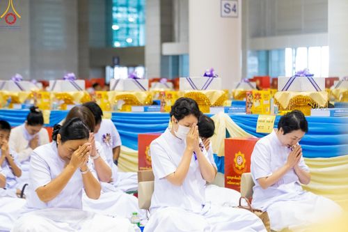 ภาพ No.146969:การต้อนรับพระสังฆาธิการ 2,000 กว่าวัดทั่วประเทศ และพิธีบูชาข้าวพระ เนื่องในวันสมาธิโลก วันอาทิตย์ที่ 4 สิงหาคม พ.ศ. 2567 ณ สภาธรรมกายสากล วัดพระธรรมกาย