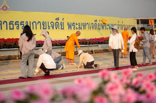 ภาพ No.121035:V.20 เป็นปลื้ม การเตรียมงาน เก็บงาน การรับบุญของเจ้าหน้าที่หน่วยงานต่างๆ เพื่อโครงการธรรมยาตรา กตัญญูบูชา มหาปูชนียาจารย์ พระมงคลเทพมุนี (สด จนฺทสโร) พระผู้ปราบมาร อนุสรณ์สถาน 7 แห่ง ปีที่ 12 ระหว่างวันที่ 2 - 31 มกราคม พ.ศ.2567