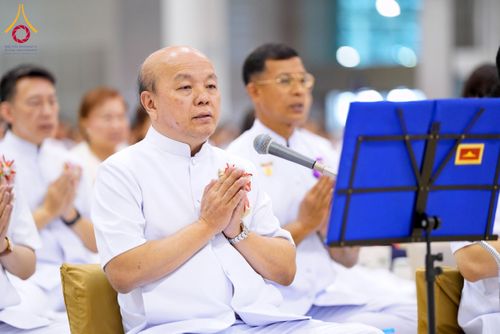 ภาพ No.134491:พิธีทอดผ้าป่าสมทบ มหาสังฆทาน 10,000 วัด ทั่วไทย วันอาทิตย์ต้นเดือนที่ 7 เมษายน พ.ศ.2567 ณ ห้องแก้วสารพัดนึก 1 สภาธรรมกายสากล  วัดพระธรรมกาย จ.ปทุมธานี