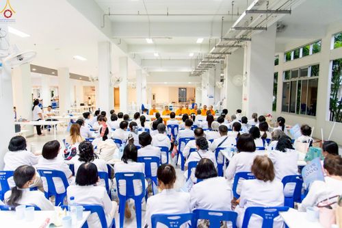 ภาพ No.242428:วันที่ ๒๙ - ๓๑ สิงหาคม พ.ศ. ๒๕๖๘ สัมมนารวมใจผู้นำบุญ บูชาธรรม ๘๑ ปี  หลวงพ่อธัมมชโย รุ่นที่ ๒ กฐินสามัคคีทั่วไทย ๓๐,๐๐๐ วัด โครงการอุปสมบทบูชาธรรมมหาปูชนียาจารย์  ๓,๐๐๐ รูป