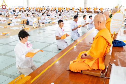 ภาพ No.158846:พิธีบุพเปตพลี ครั้งที่ 156 ร่วมอุทิศบุญแด่หมู่ญาติที่ล่วงลับไปแล้ว และสืบทอดอายุพระพุทธศาสนา วันพุธที่ 2 ตุลาคม พ.ศ. 2567 (วันพระ แรม 15 ค่ำ เดือน 10) ณ หอฉันคุณยายอาจารย์ฯ วัดพระธรรมกาย