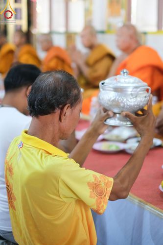 ภาพ No.168894:พิธีทอดกฐิน ณ วัดบ้านน้ำอ้อม จ.บุรีรัมย์ ในโครงการกฐินสามัคคีทั่วไทย 30,000 วัด บูชาธรรม 80 ปี หลวงพ่อธัมมชโย โดยคณะศิษยานุศิษย์วัดพระธรรมกาย วันที่ 23 ตุลาคม พ.ศ. 2567