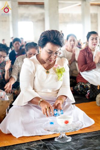 ภาพ No.173295:พิธีทอดกฐินต่างประเทศ ในนามหลวงพ่อธัมมชโย ณ วัดสิริวิเวก เพื่อถวายที่ดินส่วนขยาย 200 ไร่ แขวงจำปาสัก สปป. ลาว วันพุธที่ 30 ตุลาคม พ.ศ. 2567