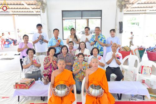 ภาพ No.217574:วันอาทิตย์ที่ 13 เมษายน พ.ศ. 2568 พิธีตักบาตรฉลองสามเณรใหม่ ศูนย์ปฏิบัติธรรมเขาคิชฌกูฏ โครงการบรรพชาสามเณรภาคฤดูร้อน