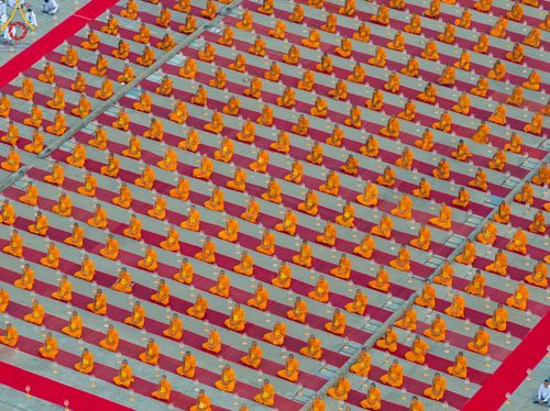 ภาพ No.121988:พิธีจุดประทีปถวายเป็นพุทธบูชา และบูชาธรรมมหาปูชนียาจารย์ พระมงคลเทพมุนี(สด จนฺทสโร) ในโครงการธรรมยาตรา กตัญญูบูชา มหาปูชนียาจารย์ พระมงคลเทพมุนี(สด จนฺทสโร) พระผู้ปราบมาร อนุสรณ์สถาน 7 แห่ง ปีที่ 12 วันที่ 31 มกราคม พ.ศ. 2567 ณ วัดพระธรรมกาย จ.ปทุมธานี