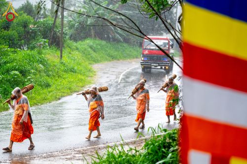ภาพ No.226264:วันที่ 7-10 พฤษภาคม พ.ศ. 2568 โครงการเดินธรรมยาตรา สยาม-ลังกา ธรรมยาตรา ฉลองเทศกาลวิสาขบูชาแห่งชาติ ศรีลังกา บูชาธรรม 81 ปี หลวงพ่อธัมมชโย เมืองนูวราอิลิยา ประเทศศรีลังกา