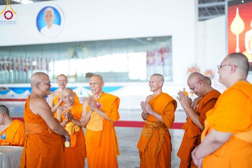 ภาพ No.100232:พิธีสอบธรรมสนามหลวง นักธรรมชั้นโท-เอก วันที่ 29 พฤศจิกายน - 2 ธันวาคม พุทธศักราช 2566 ณ สนามสอบวัดพระธรรมกาย จ.ปทุมธานี