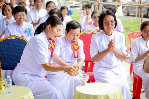 ภาพ No.272696:วันที่ 1 พฤศจิกายน พ.ศ. 2568 พิธีทอดกฐินสามัคคีทั่วไทย ณ วัดศรีวรรณวนาราม ต.คลองสาม อ.คลองหลวง จ.ปทุมธานี โดยคณะศิษยานุศิษย์ บูชาธรรม 81 ปี หลวงพ่อธัมมชโย