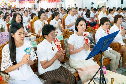 ภาพ No.286073:วันที่ 11 ตุลาคม พ.ศ. 2568 พิธีทอดกฐินสามัคคีทั่วไทย 30,000 วัด โดยคณะศิษยานุศิษย์ บูชาธรรม 81 ปี หลวงพ่อธัมมชโย ณ วัดโบสถ์บน ต.บางคูเวียง อ.บางกรวย จ.นนทบุรี