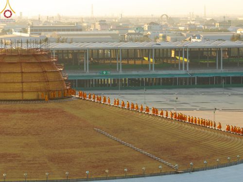 ภาพ No.194510:พิธีปฐมเริ่มสุวรรณรังสรรค์มหาธรรมกายเจดีย์ วันจันทร์ที่ 13 มกราคม พ.ศ. 2568 ณ มหาธรรมกายเจดีย์ วัดพระธรรมกาย จ.ปทุมธานี