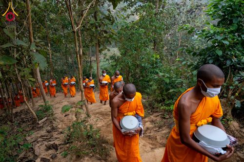 ภาพ No.130987:Photo Story ปฐมบรรพชาชาวพุทธมาร์มา Episode 4/5 วันที่ 13 กุมภาพันธ์พ.ศ. 2567 ณ วัดธัมจักร อรัญกุฏิ บังกลาเทศ