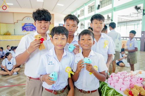 ภาพ No.104814:วันรวมพลังเด็กดี V-star ผู้นำฟื้นฟูศีลธรรมโลก จังหวัดพังงา วันที่ 22 ธันวาคม พ.ศ. 2566 ณ โรงเรียนอนุบาลพังงา