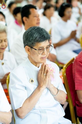 ภาพ No.203393:พิธีทอดผ้าป่าทำนุบำรุงศาสนสถาน ณ วัดปรางค์หลวง ตำบลบางม่วง อำเภอบางใหญ่ จังหวัดนนทบุรี ในโครงการธรรมยาตรา กตัญญูบูชา มหาปูชนียาจารย์ พระมงคลเทพมุนี(สด จนฺทสโร) พระผู้ปราบมาร อนุสรณ์สถาน 7 แห่ง ปีที่ 13 วันที่ 29 มกราคม พ.ศ. 2568