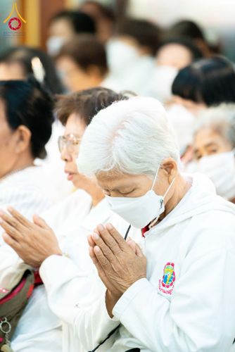 ภาพ No.195707:พิธีทอดผ้าป่าทำนุบำรุงศาสนสถาน ณ วัดคู้สลอดวุฒิโสภณ ต.คู้สลอด อ.ลาดบัวหลวง จ.พระนครศรีอยุธยา ในโครงการธรรมยาตรา กตัญญูบูชา มหาปูชนียาจารย์ พระมงคลเทพมุนี(สด จนฺทสโร) พระผู้ปราบมาร อนุสรณ์สถาน 7 แห่ง ปีที่ 13 วันที่ 13 มกราคม พ.ศ. 2568