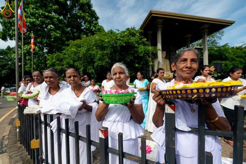 ภาพ No.139873:PhotoStory มหาศรัทธา ธรรมยาตราศรีลังกา EP.2 พิธีเปิดโครงการสยาม-ลังกา ธรรมยาตรา ฉลองเทศกาลวิสาขบูชาแห่งชาติ ศรีลังกา บูชาธรรม 80 ปีหลวงพ่อธัมมชโย เมื่อวันที่ 17 พฤษภาคม พ.ศ. 2567