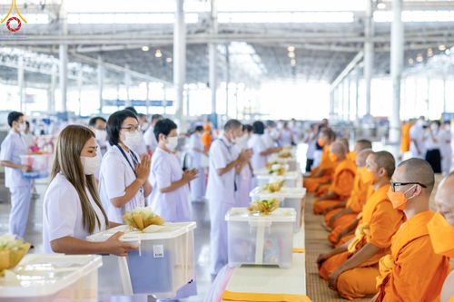 ภาพ No.102408:พิธีถวายอุปกรณ์ทำความสะอาด ณ บ้านแก้วเรือนทองคุณยายอาจารย์ฯ วัดพระธรรมกาย วันเสาร์ที่ 16 ธันวาคม พ.ศ. 2566